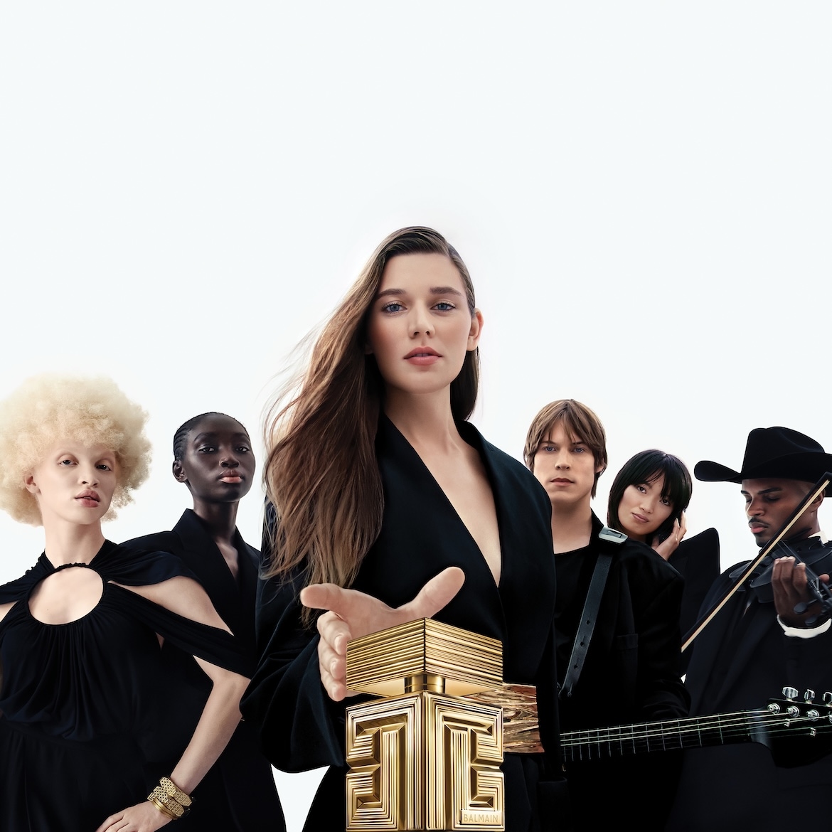 26-07-Brand Activation-Balmain-Destin Parfum-Brand-Highlight-Teaser-1170x1170px-V1.jpg