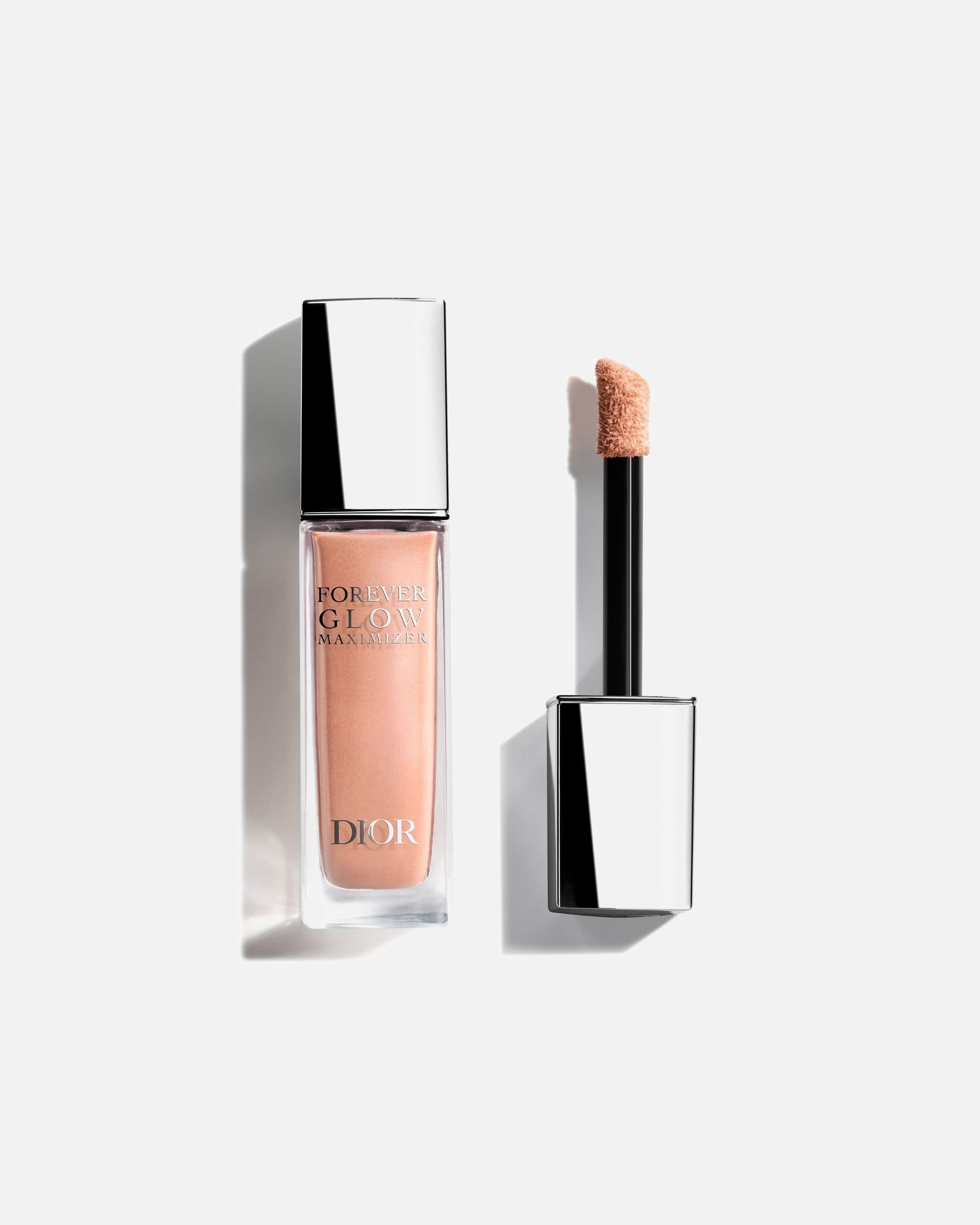 Rozświetlacz dla Kobieta DIOR Forever Glow Maximizer - Długotrwały rozświetlacz w płynie 630 - SUNBURST