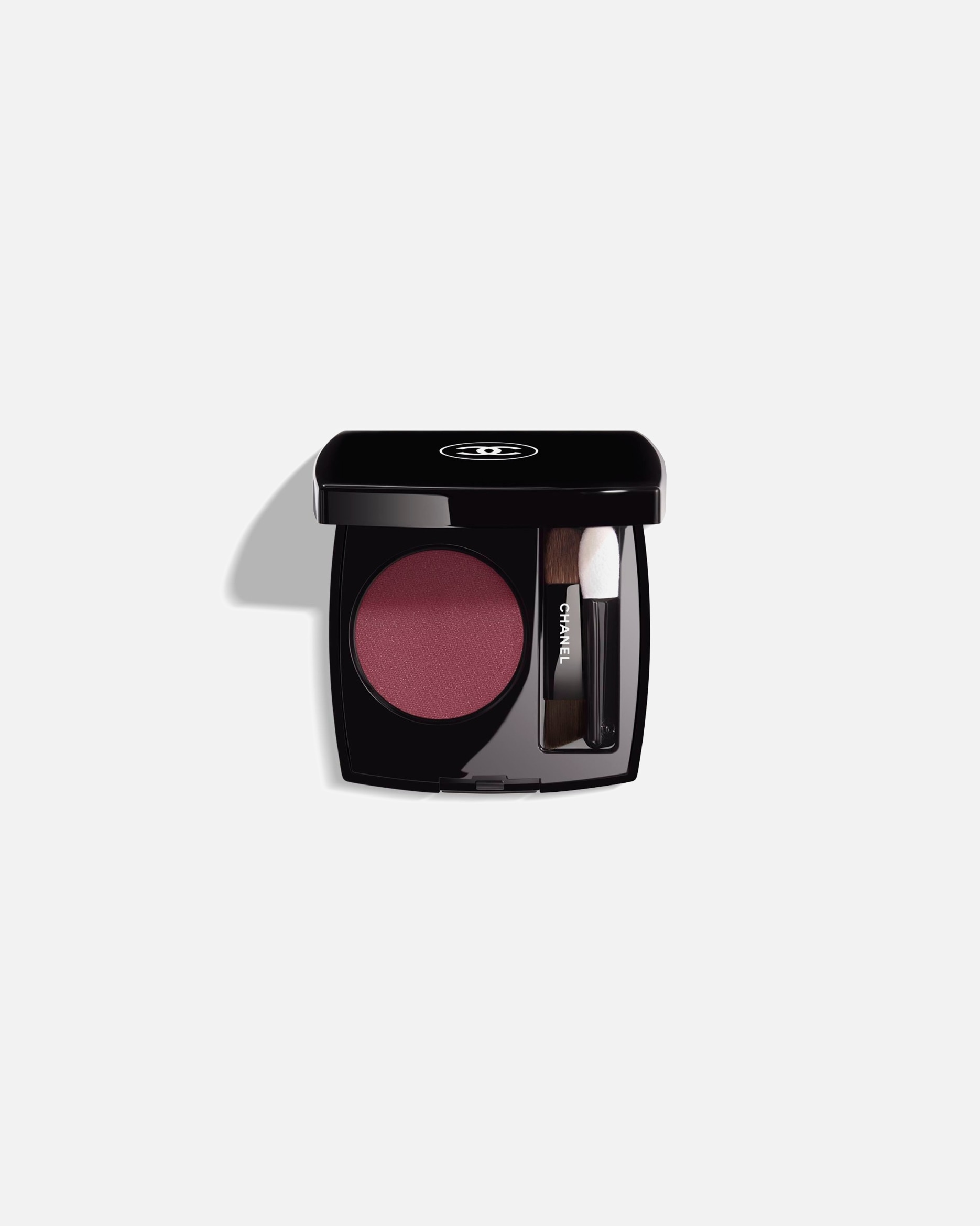 Cień do powiek dla Kobieta CHANEL ROUGE NOIR CHANEL OMBRE ESSENTIELLE WIELOZADANIOWY TRWAŁY CIEŃ DO POWIEK 244 - ROUGE CUIR
