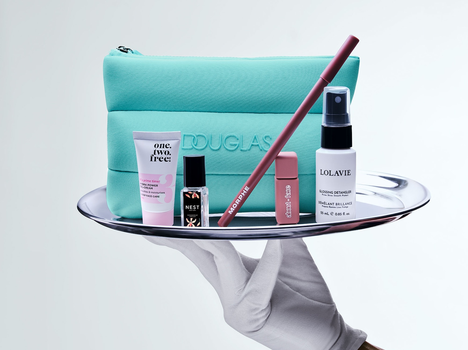 HERO GWP_13_4_WEWSPLIT TEASER_2001x1500.jpg