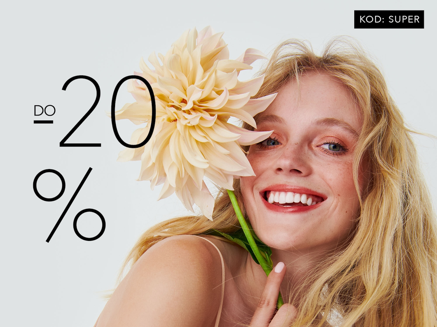 Promocja! Uśmiechnięta blondynka trzyma kwiat, obok niej napis "do -20%", w prawym górnym rogu napis "KOD: SUPER". Do -20% rabatu w aplikacji, do -18% na douglas.pl.