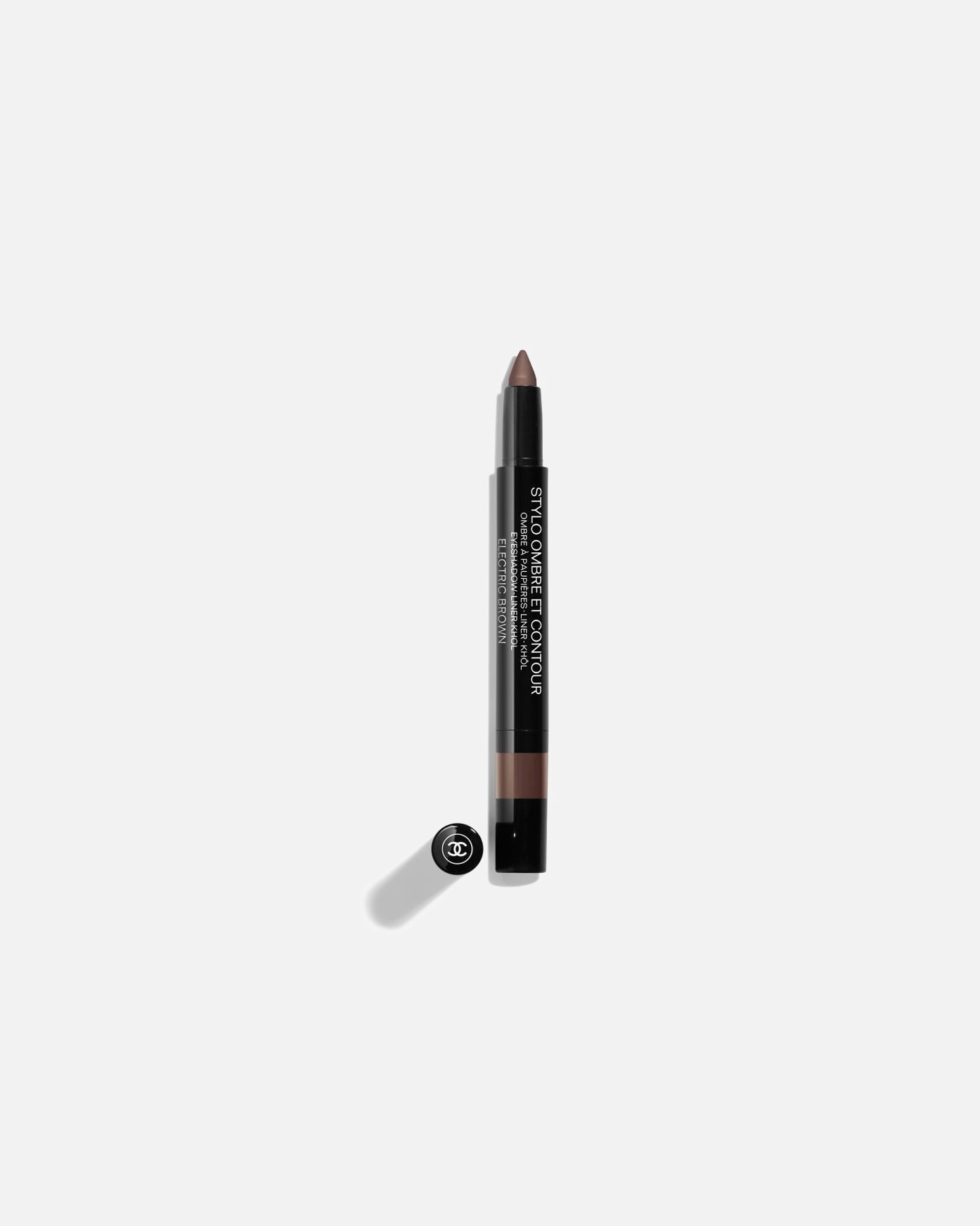 Cień do powiek dla Kobieta CHANEL CHANEL STYLO OMBRE ET CONTOUR KREDKA DO OCZU 3W1: CIENIE DO POWIEK-EYELINER-KOHL 50 ATARDECER 0.8G 04 ELECTRIC BROWN