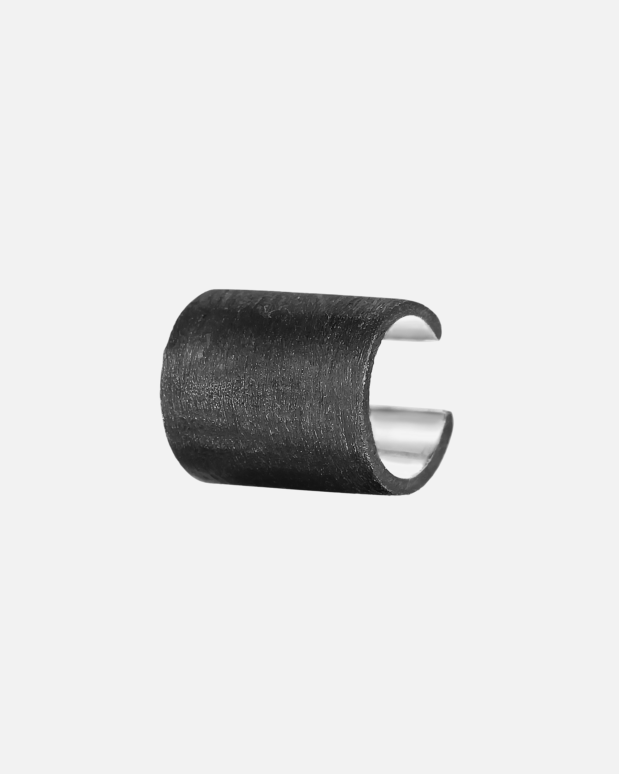 Ozdoba ucha dla Mężczyzna KUZZOI Męski kolczyk z podstawowego srebra próby 925 Czarny