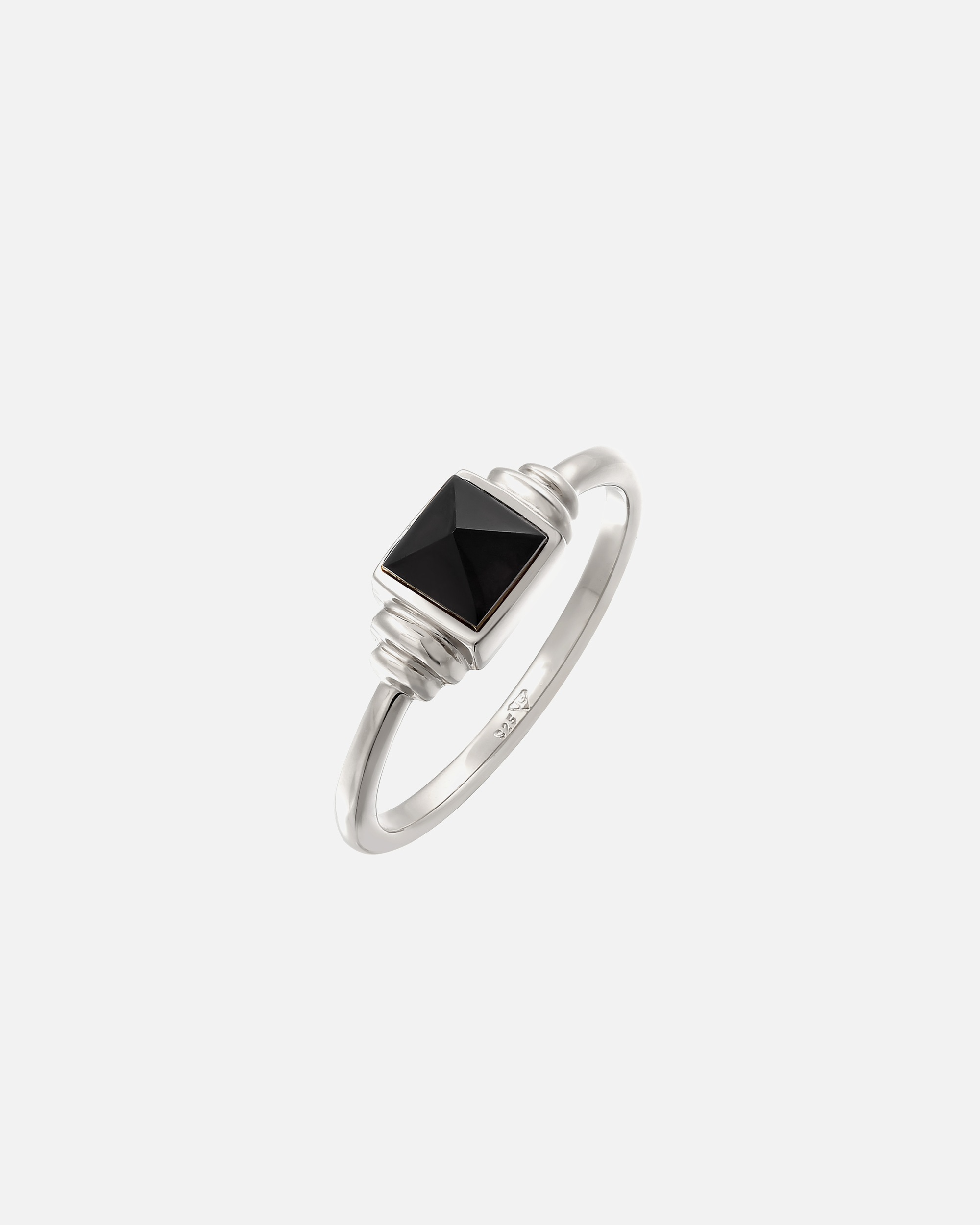 Pierścionek dla Kobieta Elli PREMIUM Damski kwadratowy vintage z onyksem w pozłacanym srebrze próby 925 Sterling Silver 54