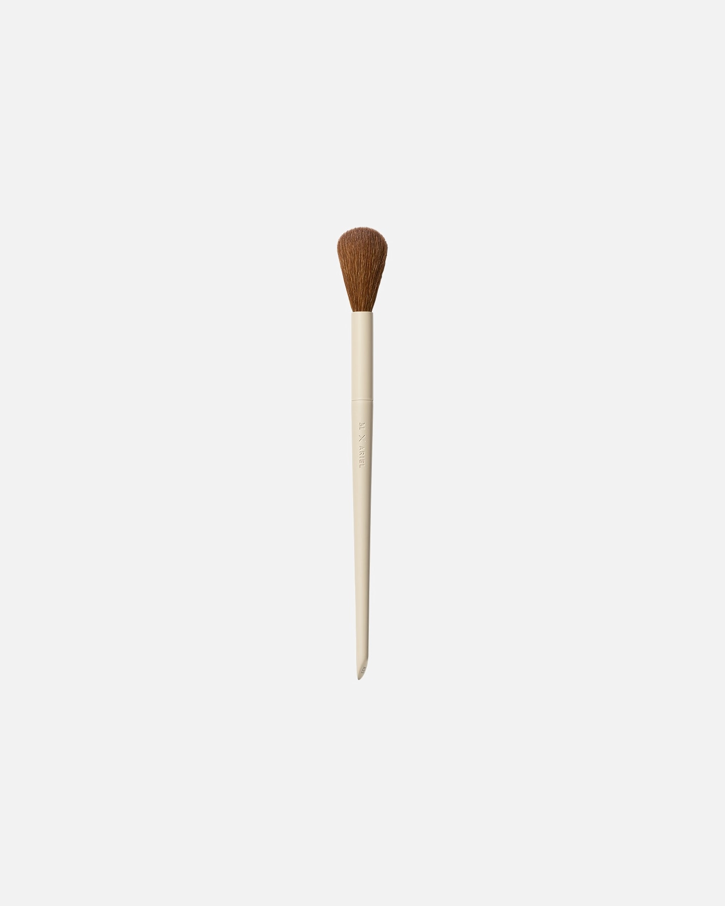 Pędzel do różu dla Unisex Morphe X Ariel MORPHE X ARIEL A22 BLUSH BRUSH 1 szt.